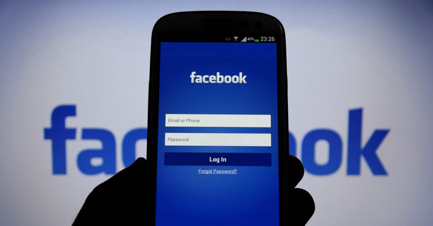The desire to hack someones Facebook messages without touching their smartphone